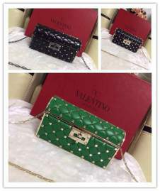 Picture of Valentino Handbags _SKUfw144448639fw
